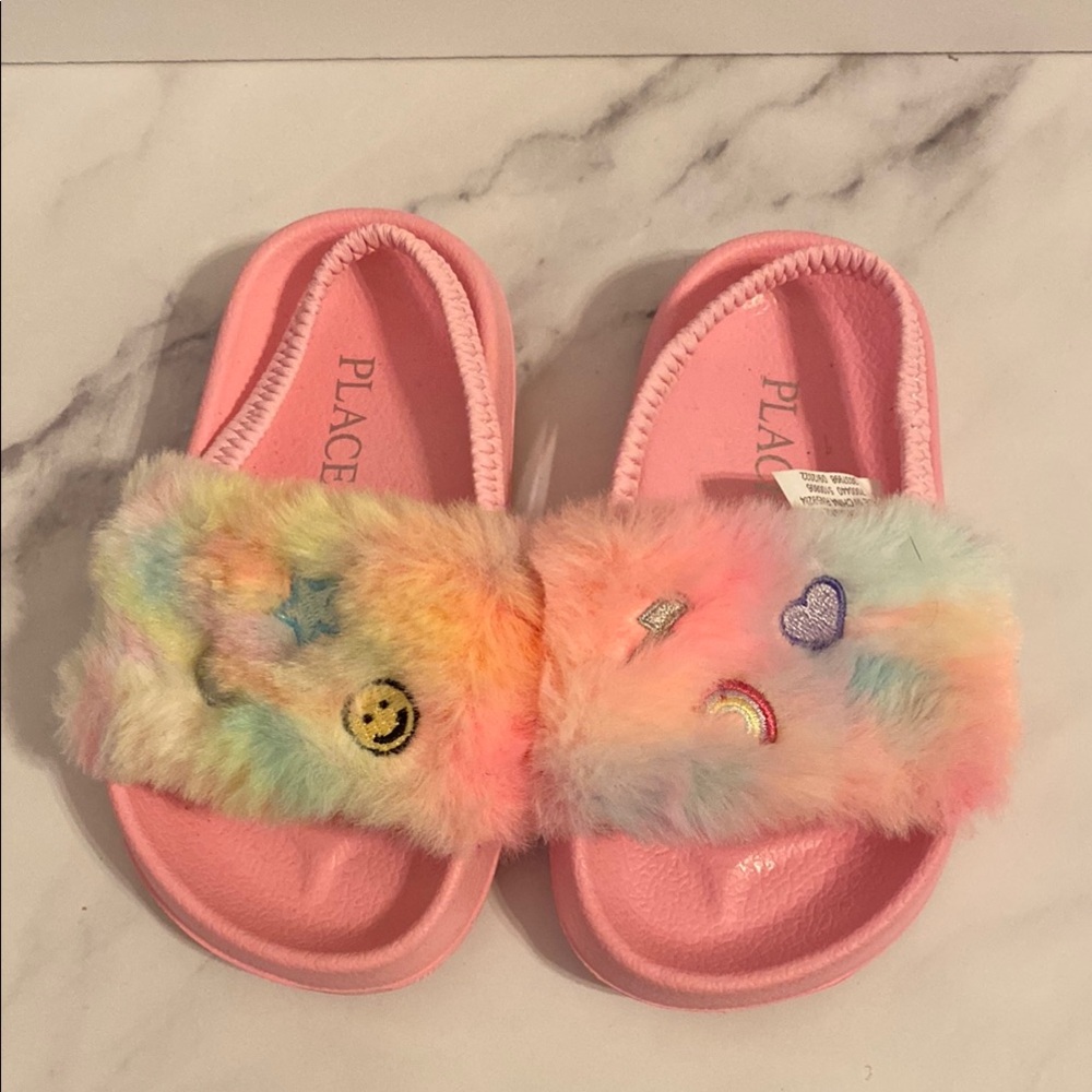Children’s Place Toddler Girl Pink and Multicolor Fuzzy Slide Sandals Size 6